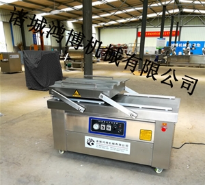 魚(yú)豆腐雙室真空包裝機(jī)